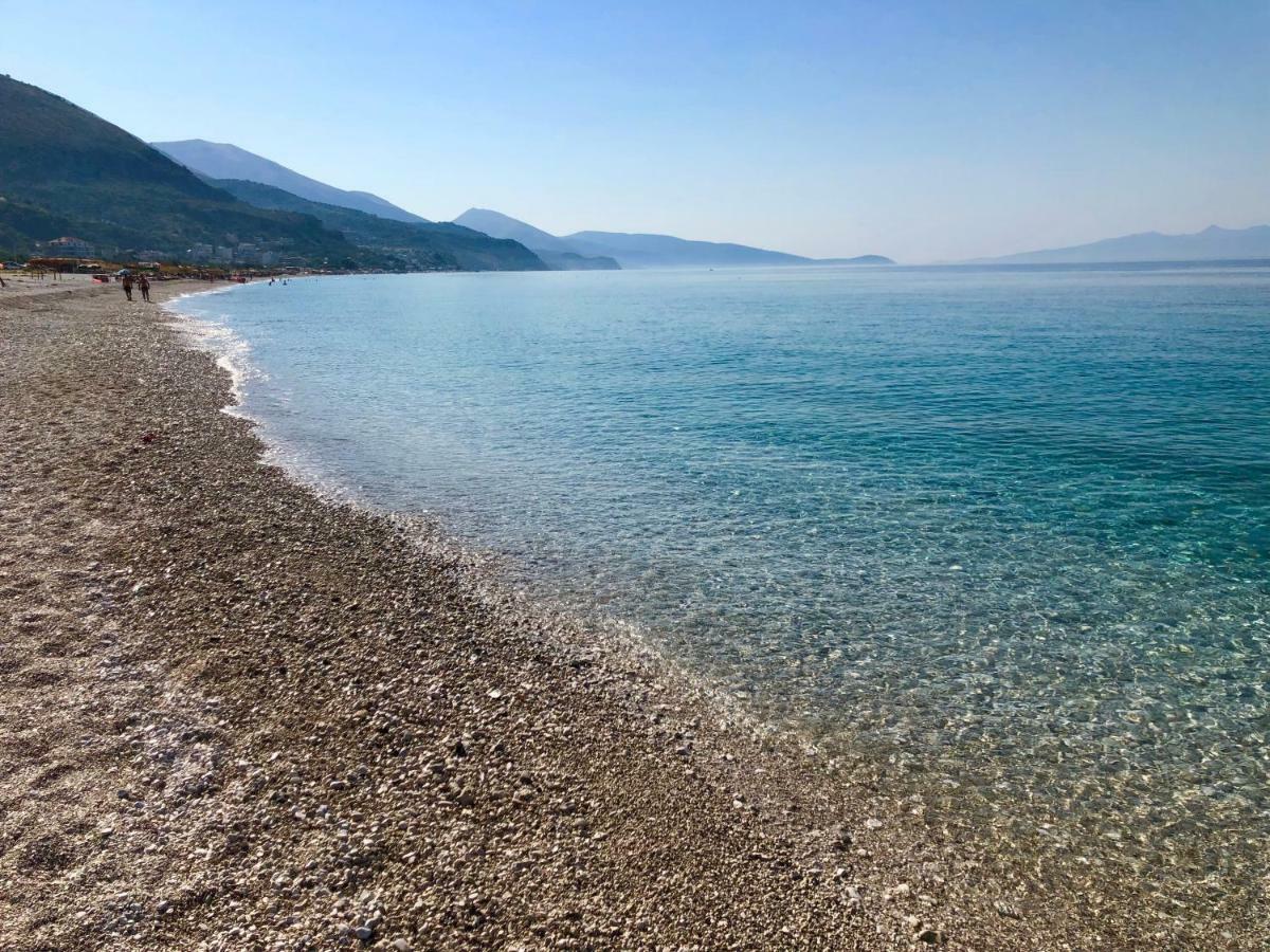 Villa Goxhi Borsh Bagian luar foto